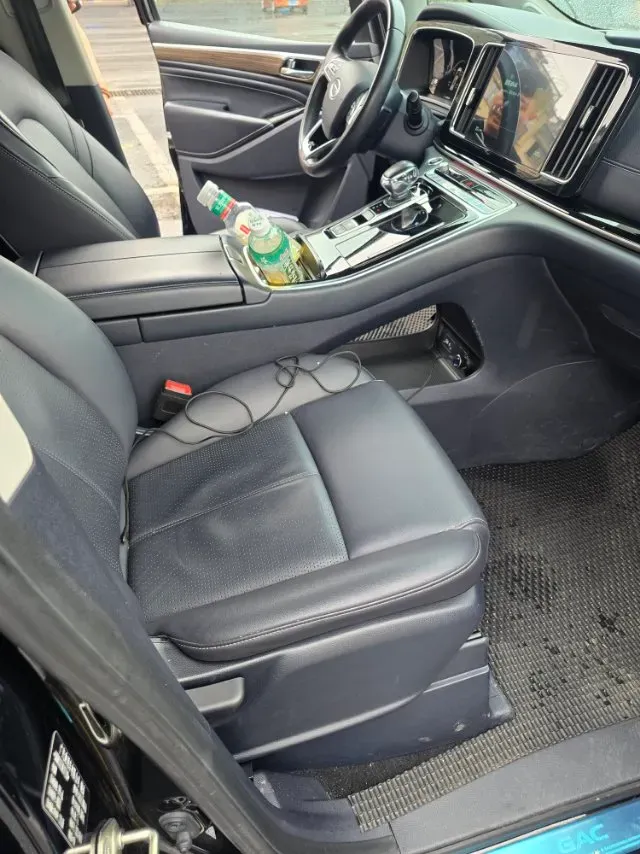 2021 GAC Trumpchi M8 2.0T 252HP L4 8AT,autocango,china used car exporter,china ev exporter,chinese used car exporter,chinese used ev exporter