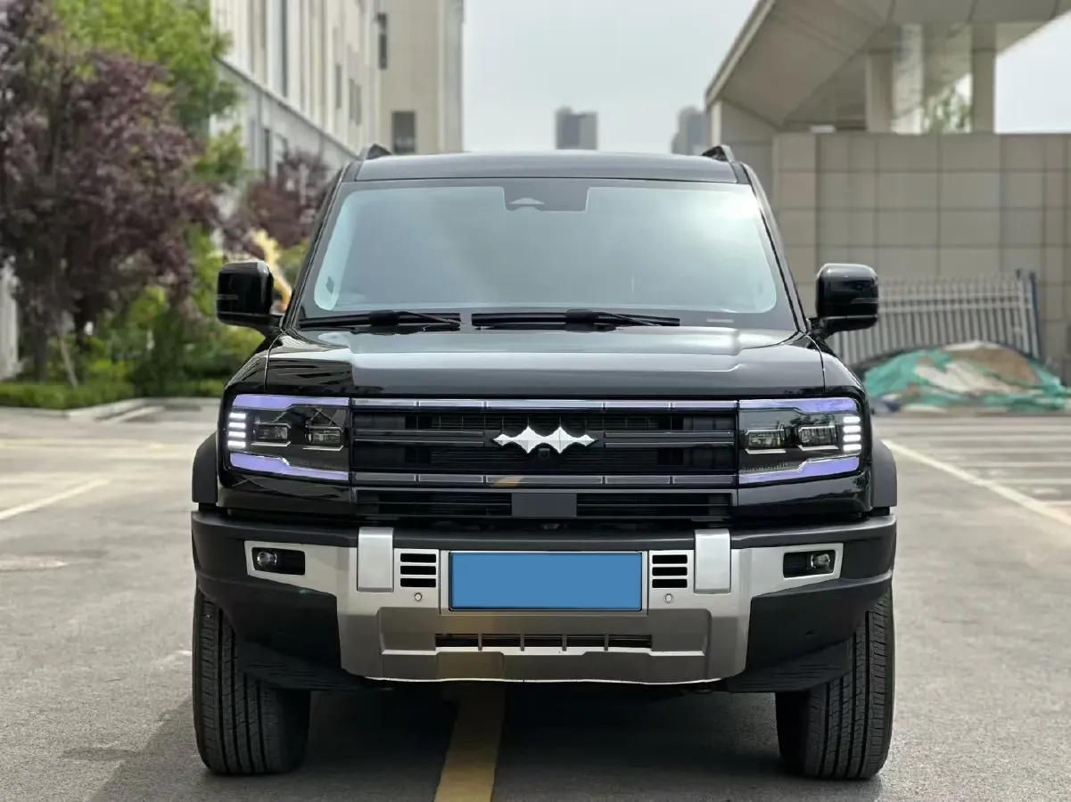 2023 FangChengBao Bao 5 1.5T 194HP L4 E-CVT PHEV 31.8KWH,autocango,china used car exporter,china ev exporter,chinese used car exporter,chinese used ev exporter