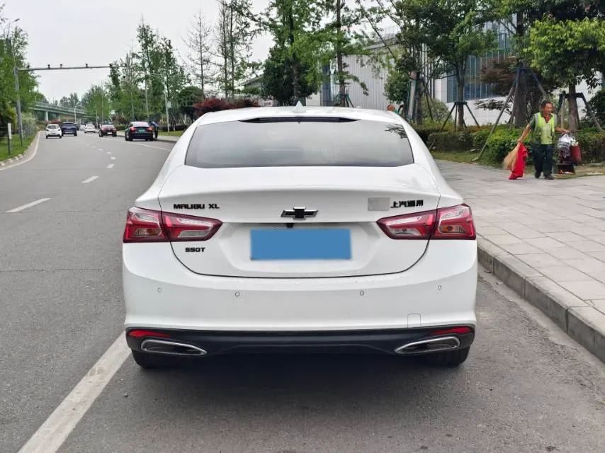 2019 Chevrolet Malibu XL 2.0T 241HP L4 9AT,autocango,china used car exporter,china ev exporter,chinese used car exporter,chinese used ev exporter