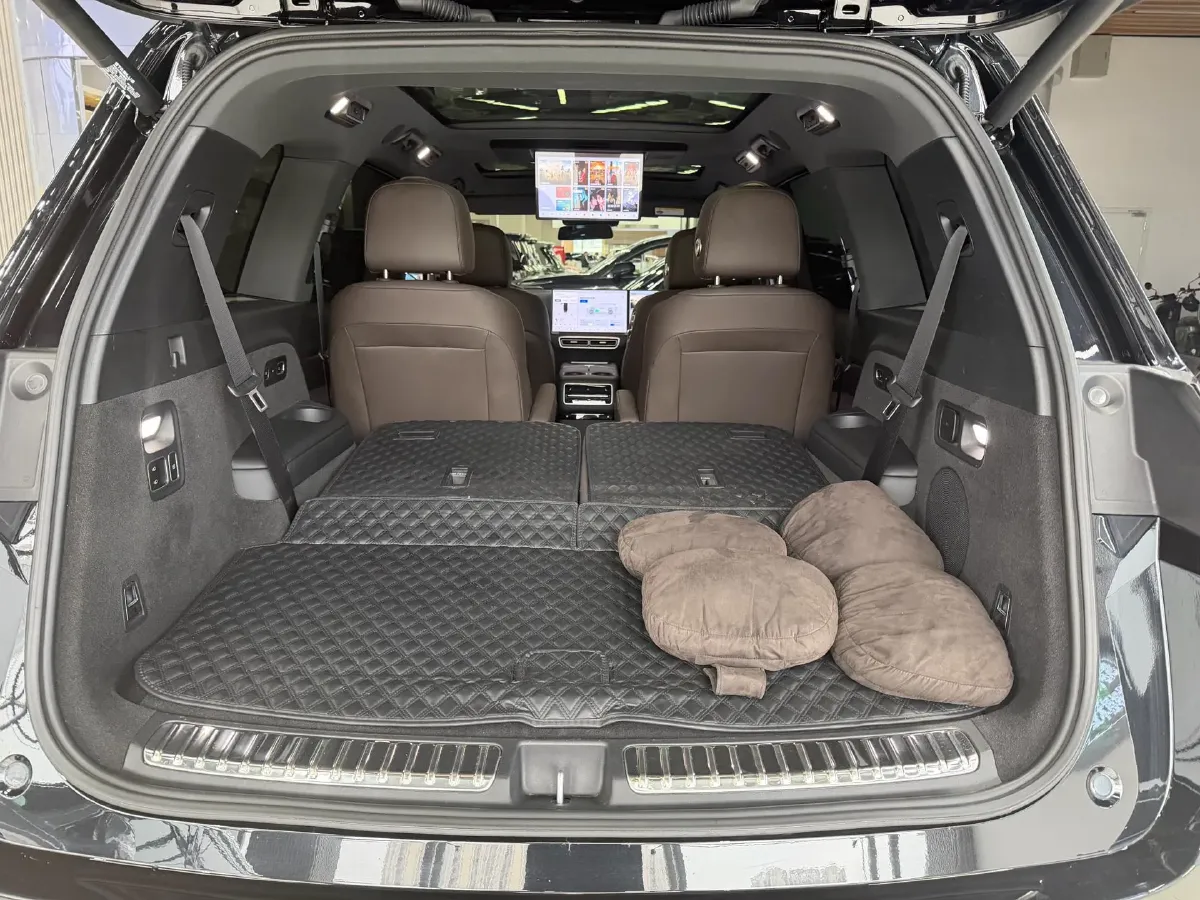 2022 Li L9 Range Extended 154HP REEV 42.6KWH,autocango,china used car exporter,china ev exporter,chinese used car exporter,chinese used ev exporter