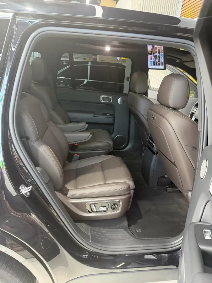 2022 Li L9 Range Extended 154HP REEV 42.6KWH,autocango,china used car exporter,china ev exporter,chinese used car exporter,chinese used ev exporter