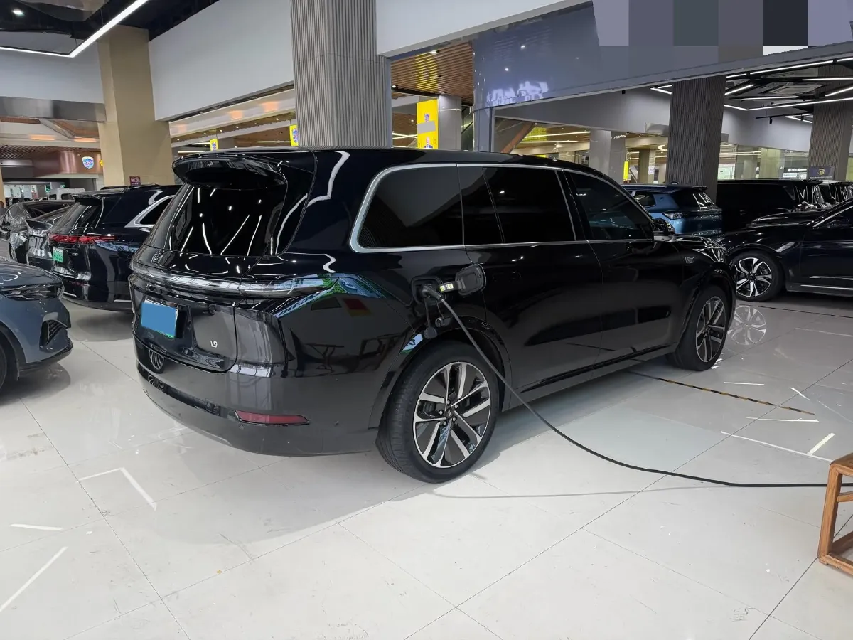 2022 Li L9 Range Extended 154HP REEV 42.6KWH,autocango,china used car exporter,china ev exporter,chinese used car exporter,chinese used ev exporter