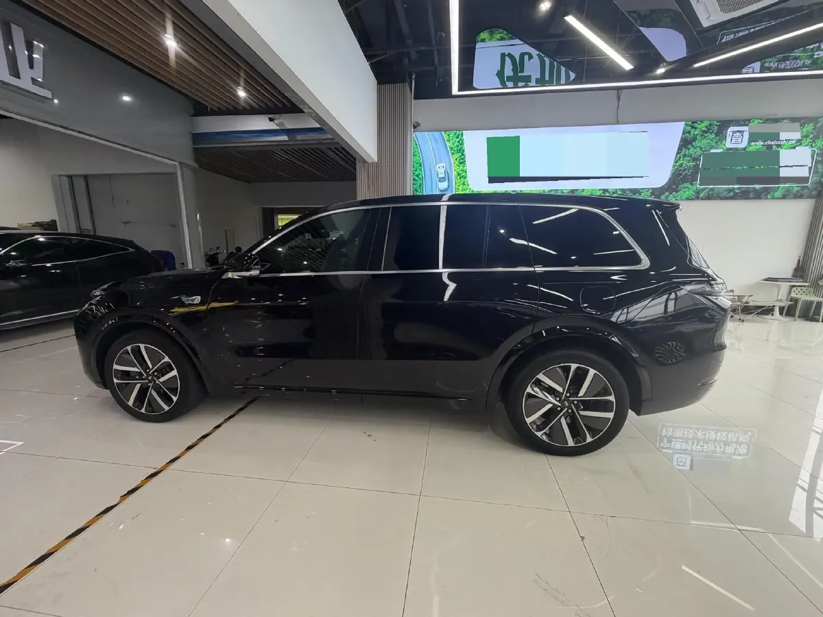 2022 Li L9 Range Extended 154HP REEV 42.6KWH,autocango,china used car exporter,china ev exporter,chinese used car exporter,chinese used ev exporter