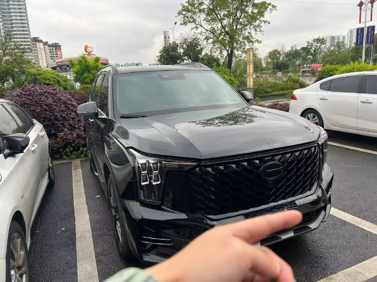 2022 GAC Trumpchi GS8 2.0T 252HP L4 8AT,autocango,china used car exporter,china ev exporter,chinese used car exporter,chinese used ev exporter