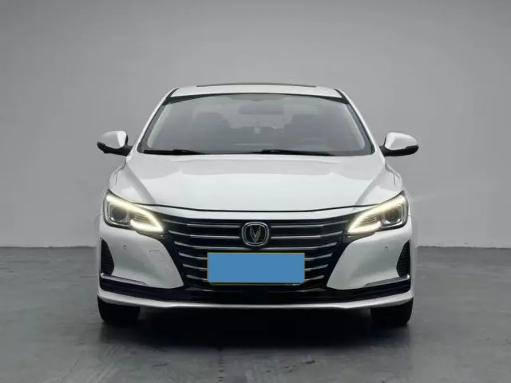 2020 ChangAn Raeton CC 1.5T 156HP L4 6AT,autocango,china used car exporter,china ev exporter,chinese used car exporter,chinese used ev exporter