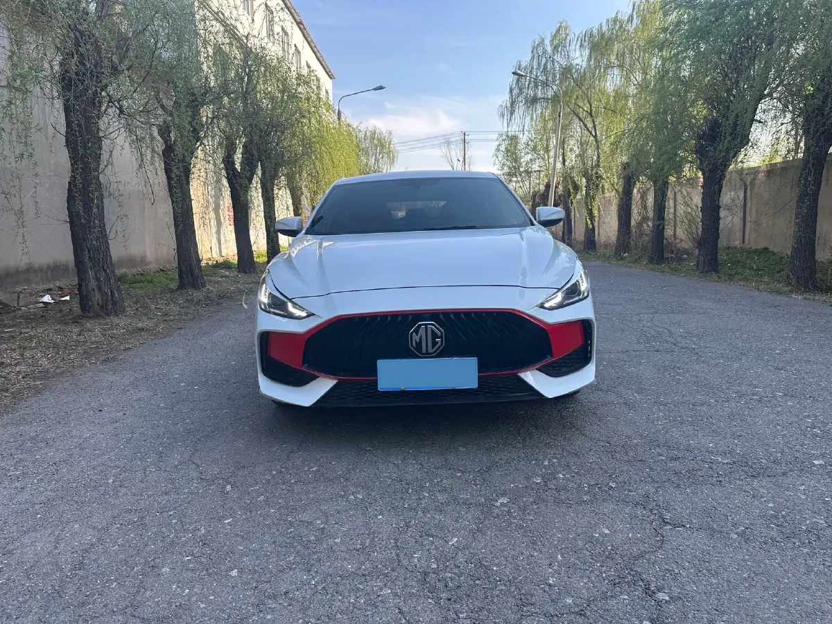 2021 MG 5 1.5L 120HP L4 5MT,autocango,china used car exporter,china ev exporter,chinese used car exporter,chinese used ev exporter