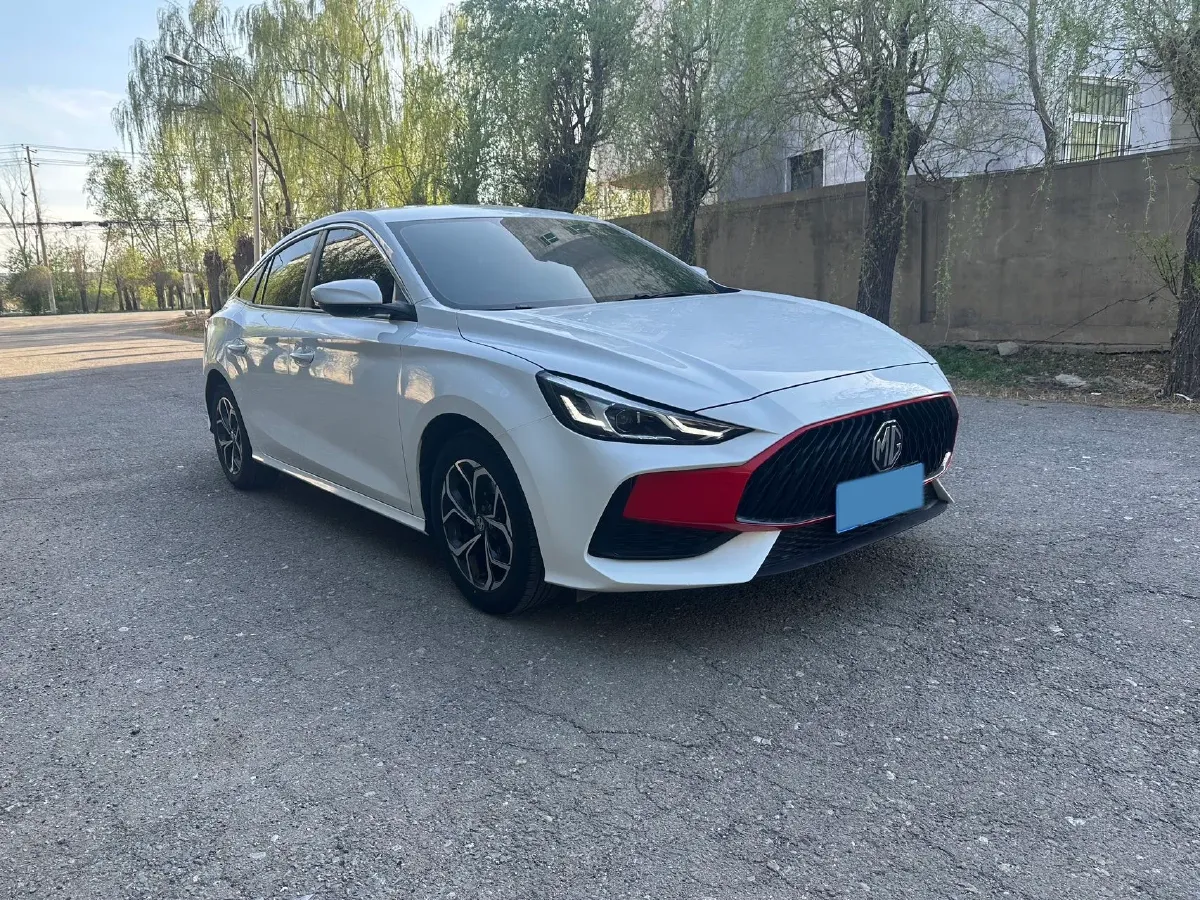 2021 MG 5 1.5L 120HP L4 5MT,autocango,china used car exporter,china ev exporter,chinese used car exporter,chinese used ev exporter
