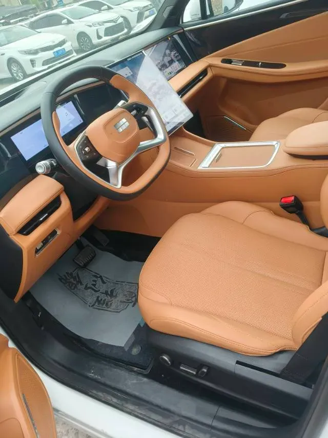 2025 Geely Galaxy L7 1.5L 112HP L4 1DHT PHEV 18.4KWH,autocango,china used car exporter,china ev exporter,chinese used car exporter,chinese used ev exporter