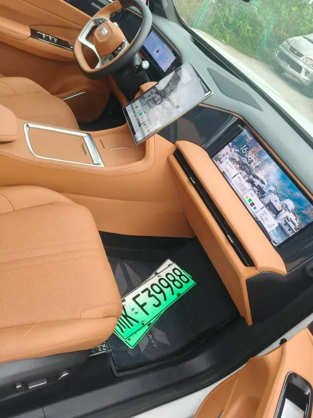 2025 Geely Galaxy L7 1.5L 112HP L4 1DHT PHEV 18.4KWH,autocango,china used car exporter,china ev exporter,chinese used car exporter,chinese used ev exporter