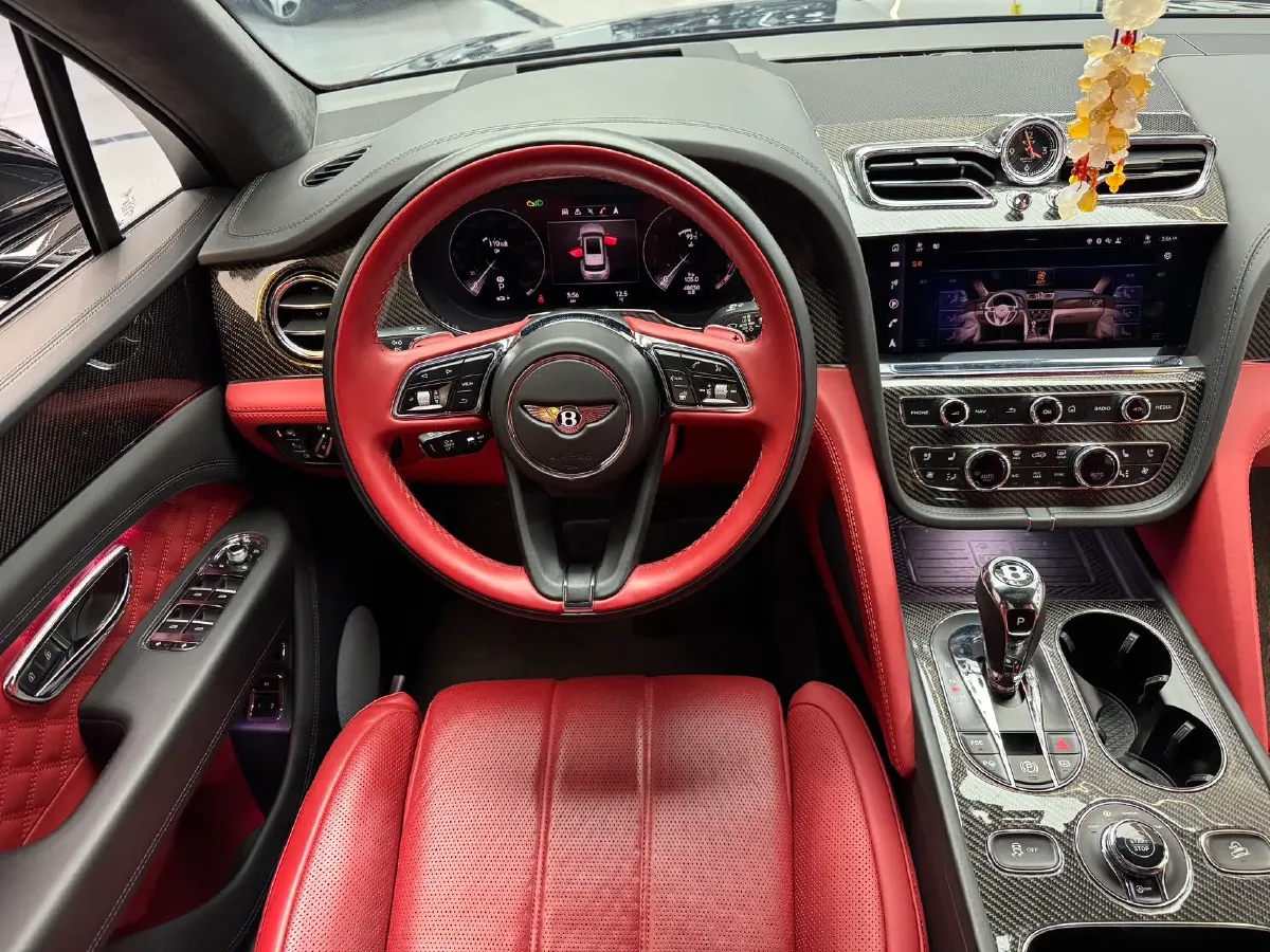 2021 Bentley Bentayga 4.0T 550HP V8 8AT,autocango,china used car exporter,china ev exporter,chinese used car exporter,chinese used ev exporter