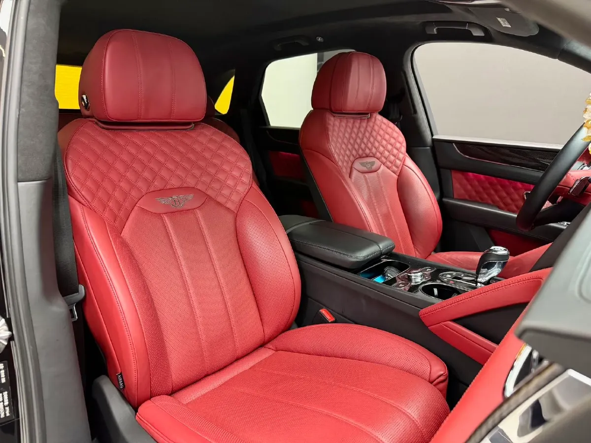 2021 Bentley Bentayga 4.0T 550HP V8 8AT,autocango,china used car exporter,china ev exporter,chinese used car exporter,chinese used ev exporter