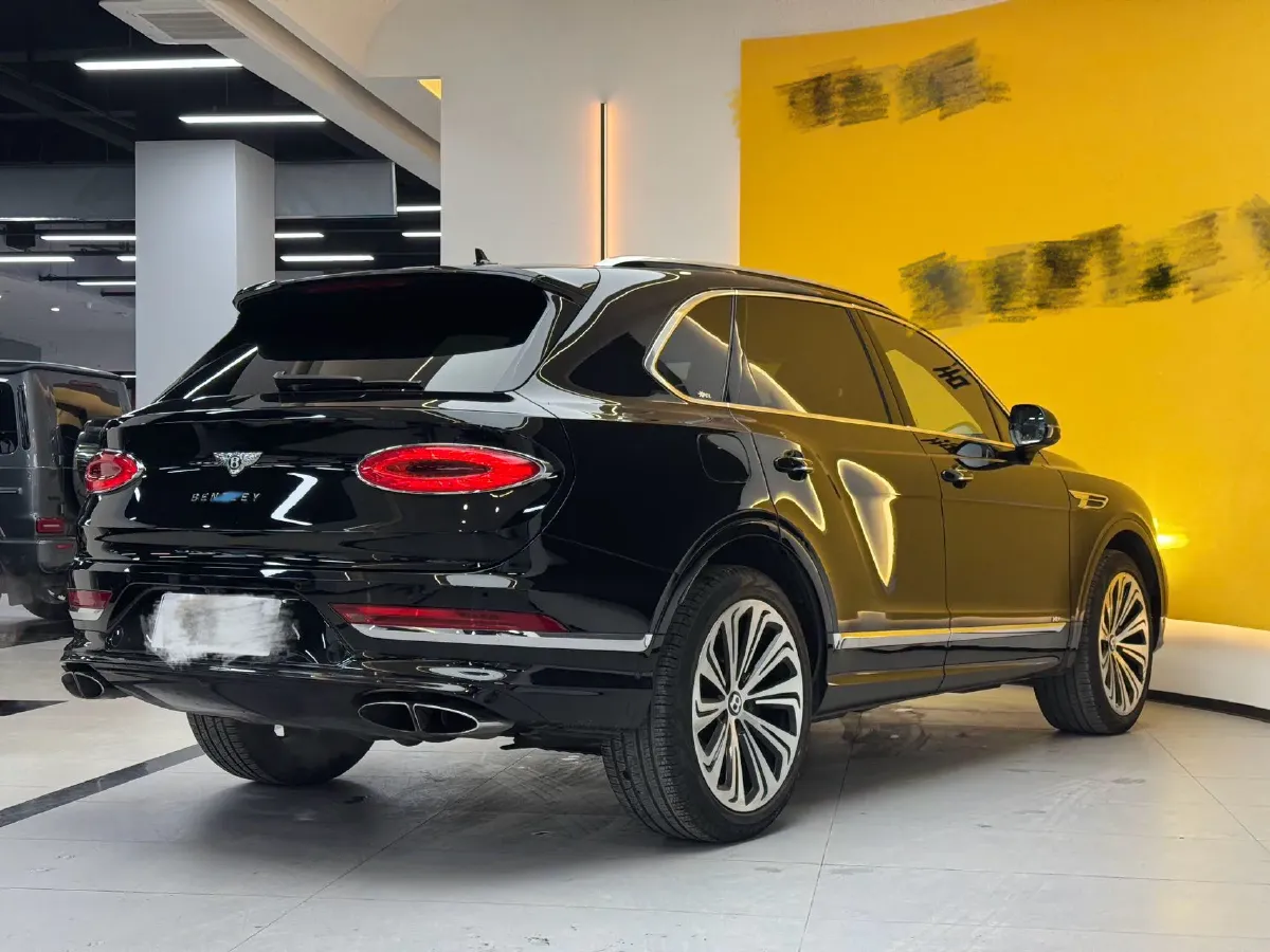 2021 Bentley Bentayga 4.0T 550HP V8 8AT,autocango,china used car exporter,china ev exporter,chinese used car exporter,chinese used ev exporter