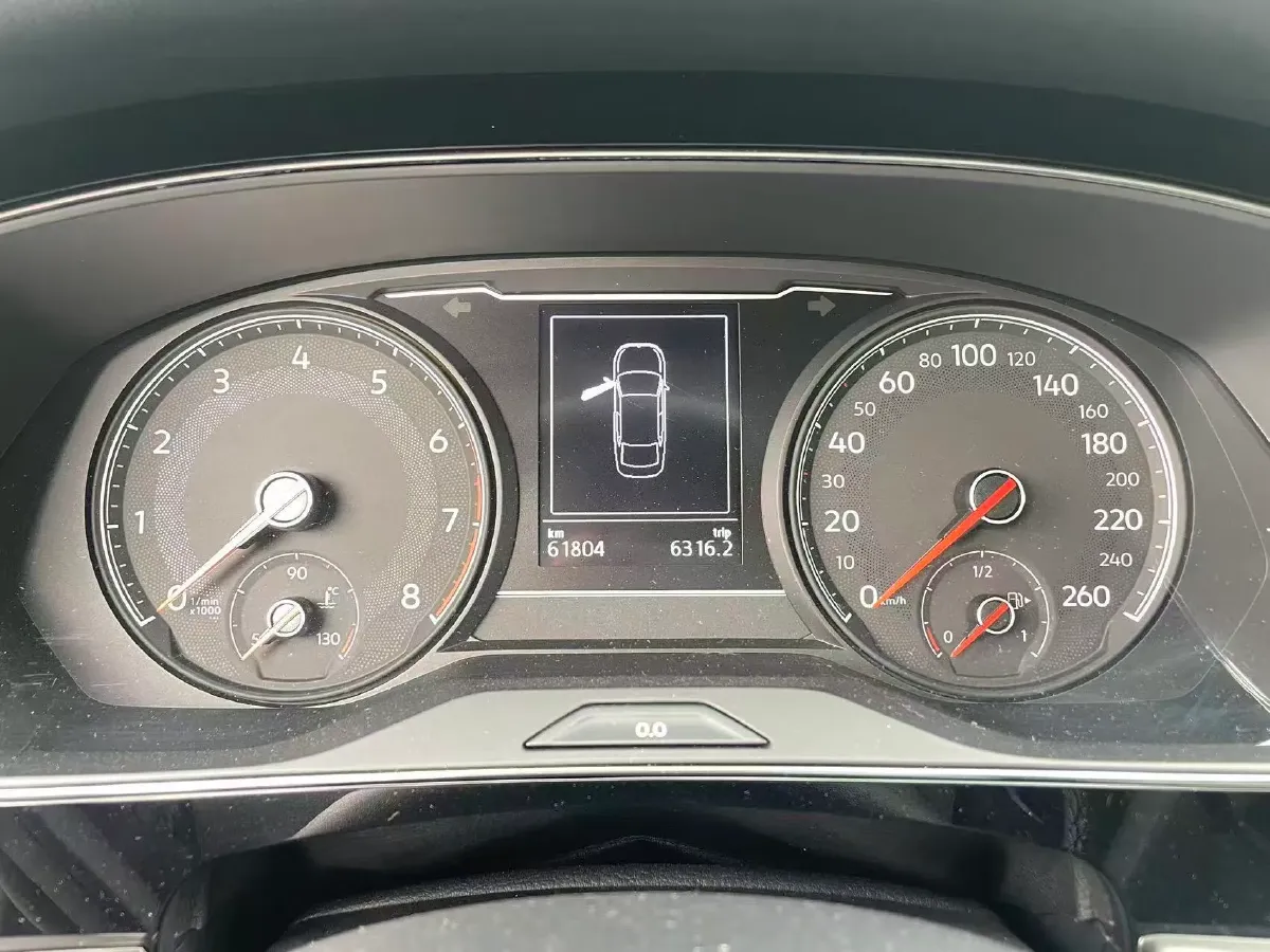 2021 Volkswagen Passat 2.0T 186HP L4 7DCT,autocango,china used car exporter,china ev exporter,chinese used car exporter,chinese used ev exporter