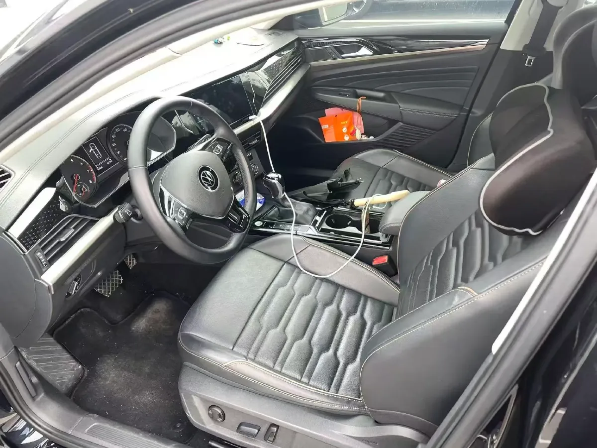 2021 Volkswagen Passat 2.0T 186HP L4 7DCT,autocango,china used car exporter,china ev exporter,chinese used car exporter,chinese used ev exporter