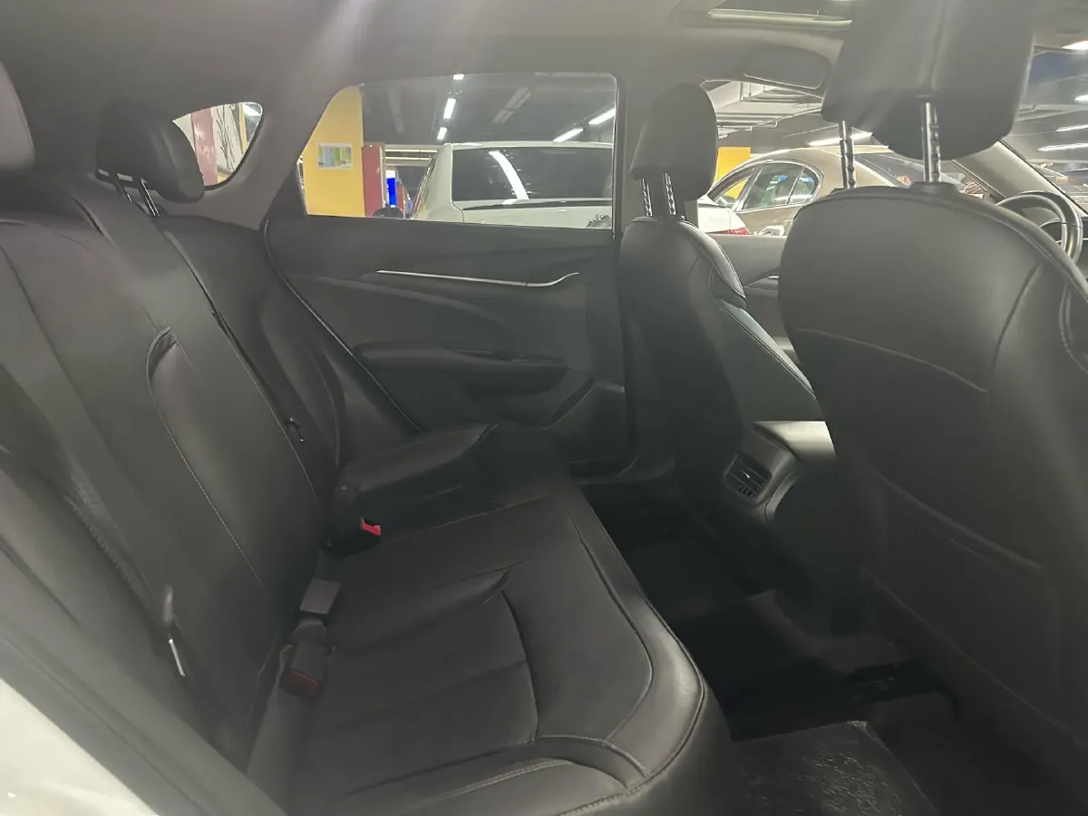 2019 Brilliance Auto V7 1.8T 231HP L4 7DCT,autocango,china used car exporter,china ev exporter,chinese used car exporter,chinese used ev exporter