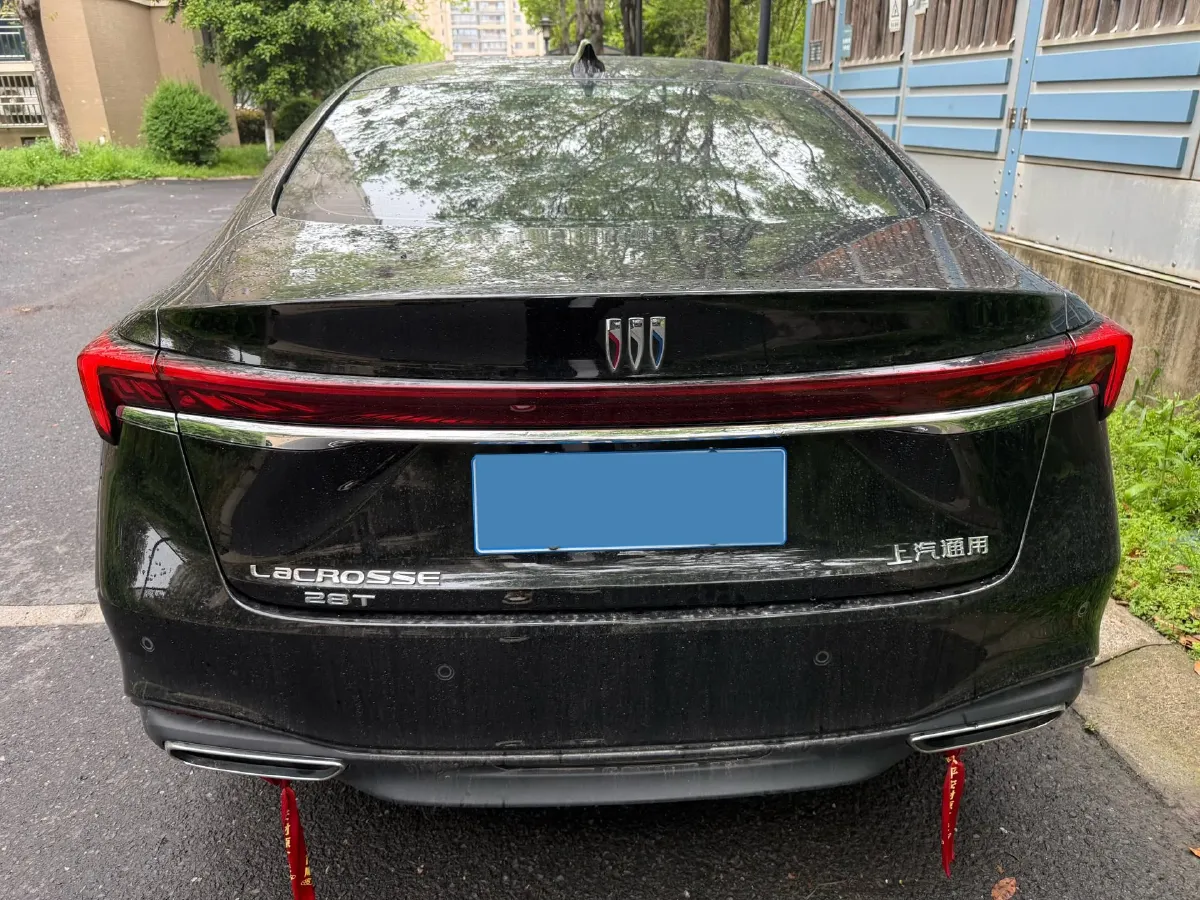 2025 Buick Larcosse 2.0T 237HP L4 9AT,autocango,china used car exporter,china ev exporter,chinese used car exporter,chinese used ev exporter