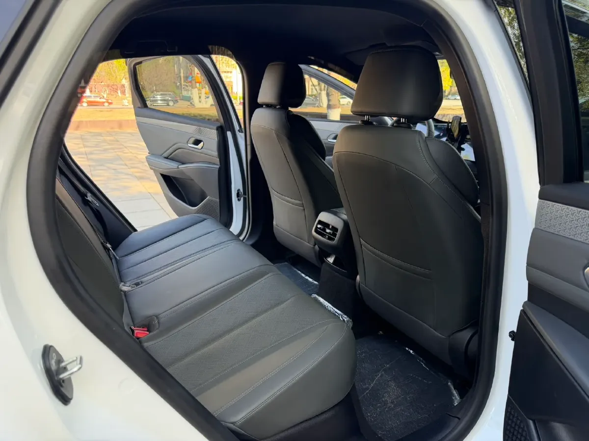 2025 BYD Qin Plus 1.5L 101HP L4 E-CVT PHEV 7.68KWH,autocango,china used car exporter,china ev exporter,chinese used car exporter,chinese used ev exporter