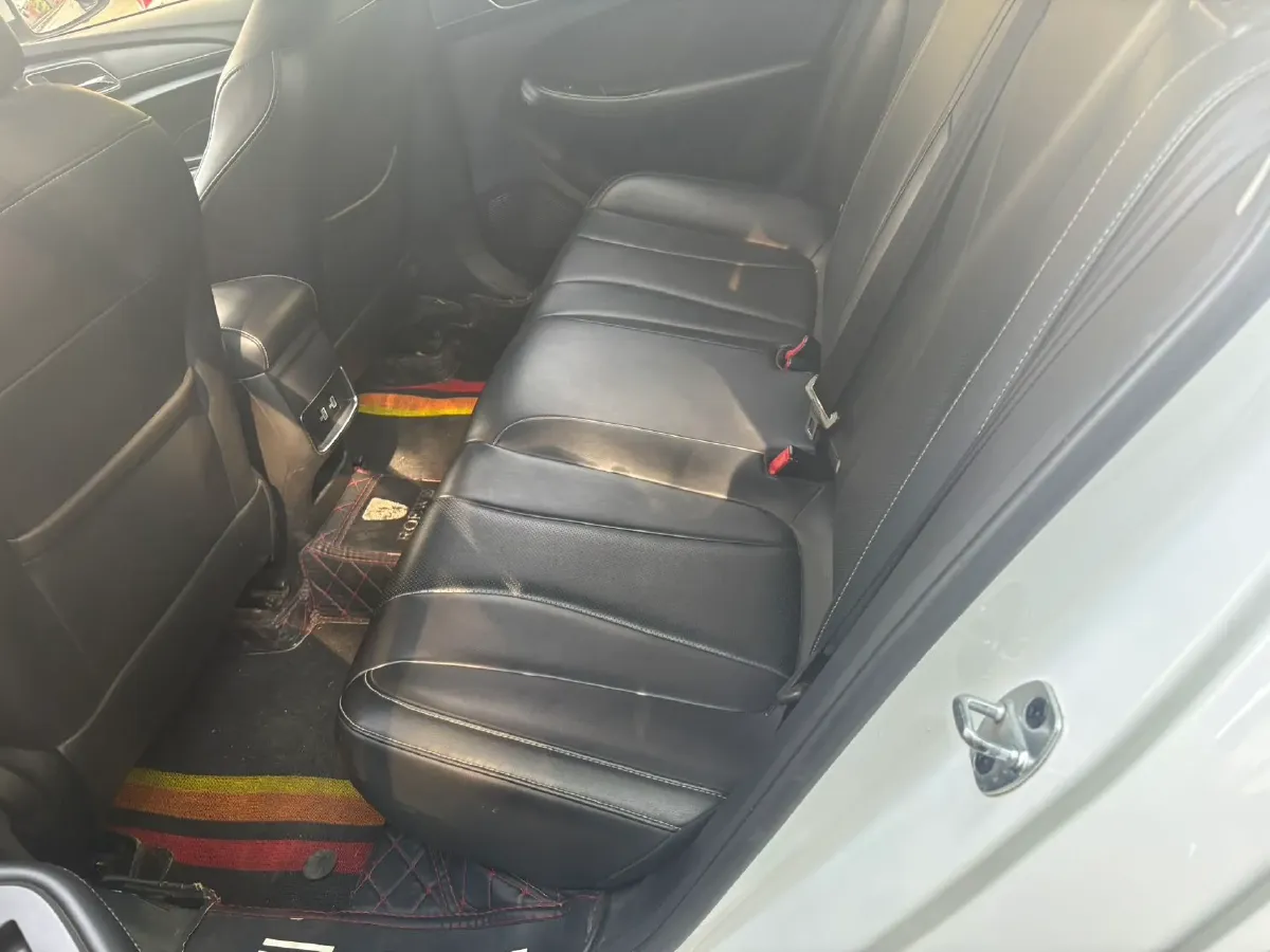 2019 Roewe i5 1.5L 120HP L4 CVT,autocango,china used car exporter,china ev exporter,chinese used car exporter,chinese used ev exporter