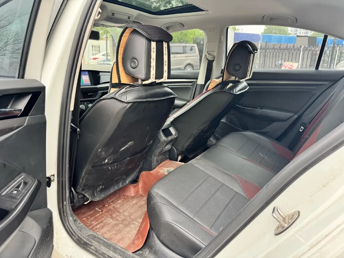 2019 Bestune T77 1.2T 143HP L4 7DCT,autocango,china used car exporter,china ev exporter,chinese used car exporter,chinese used ev exporter