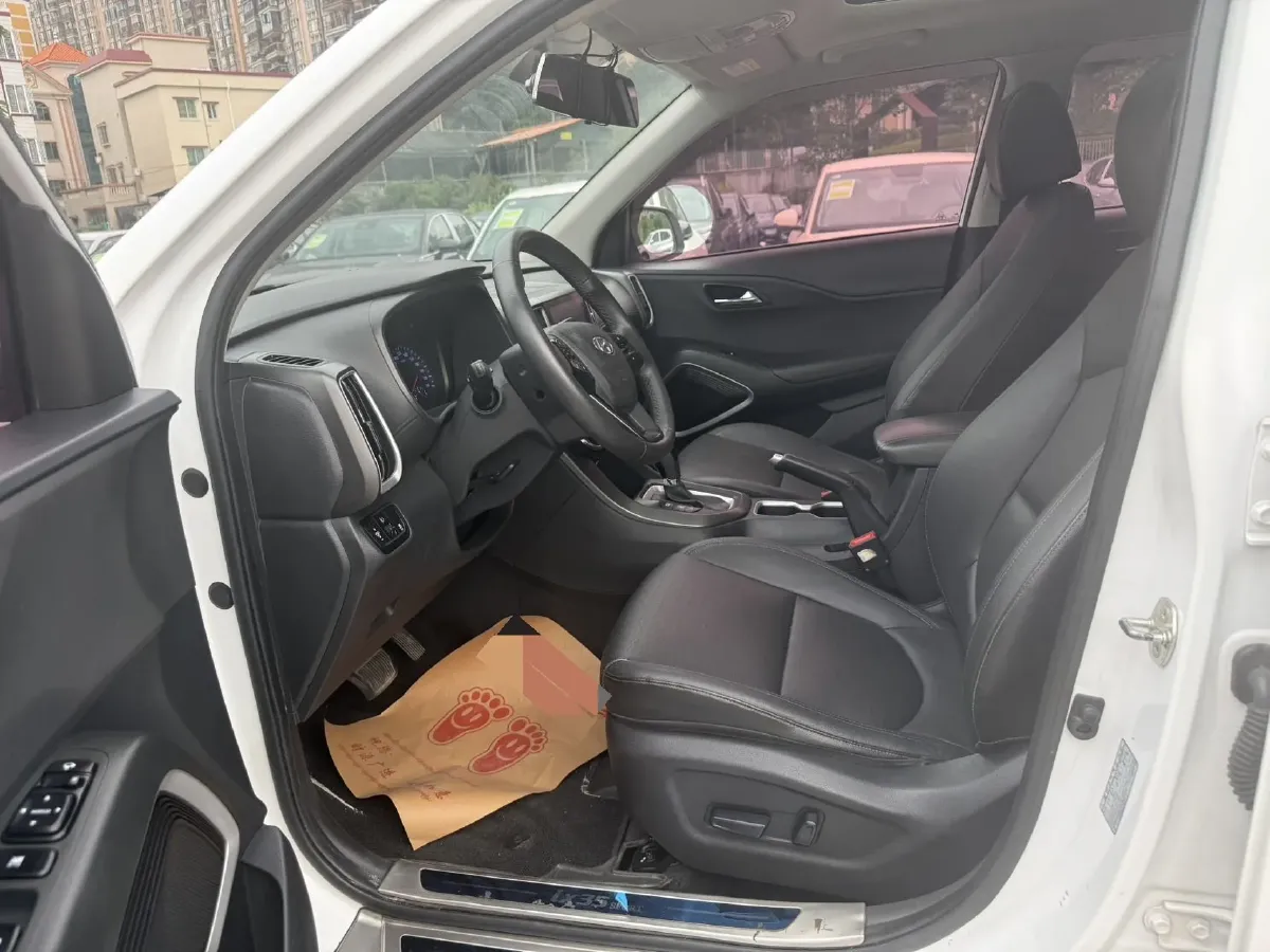 2018 Hyundai ix35 2.0L 160HP L4 6AT,autocango,china used car exporter,china ev exporter,chinese used car exporter,chinese used ev exporter