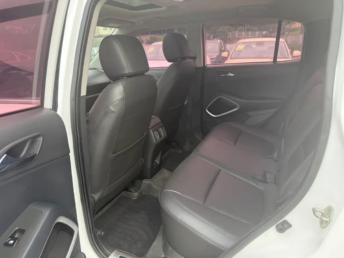 2018 Hyundai ix35 2.0L 160HP L4 6AT,autocango,china used car exporter,china ev exporter,chinese used car exporter,chinese used ev exporter