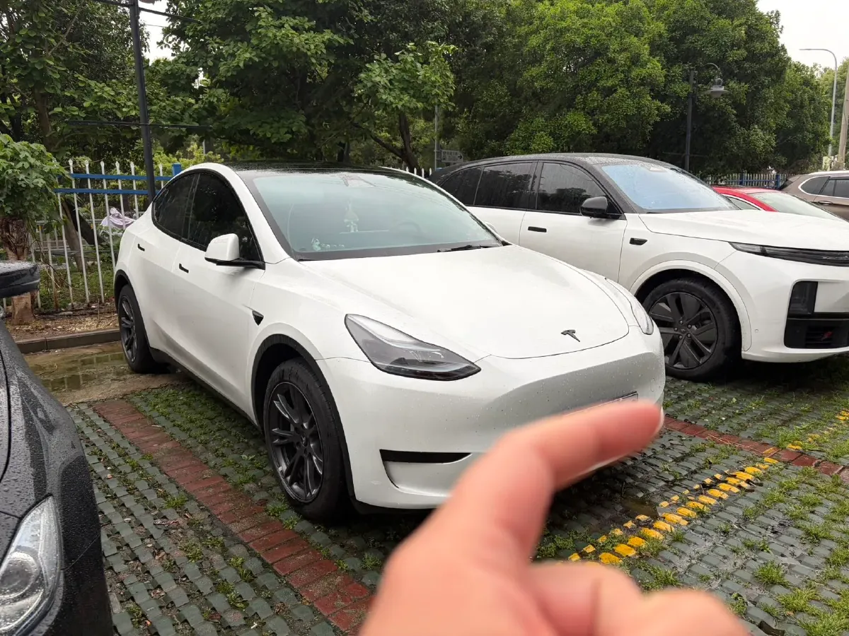 2024 Iveco OuSheng BEV 77.28KWH,autocango,china used car exporter,china ev exporter,chinese used car exporter,chinese used ev exporter