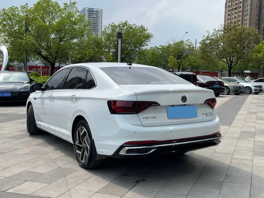 2023 Volkswagen Sagitar 1.5T 160HP L4 7DCT,autocango,china used car exporter,china ev exporter,chinese used car exporter,chinese used ev exporter