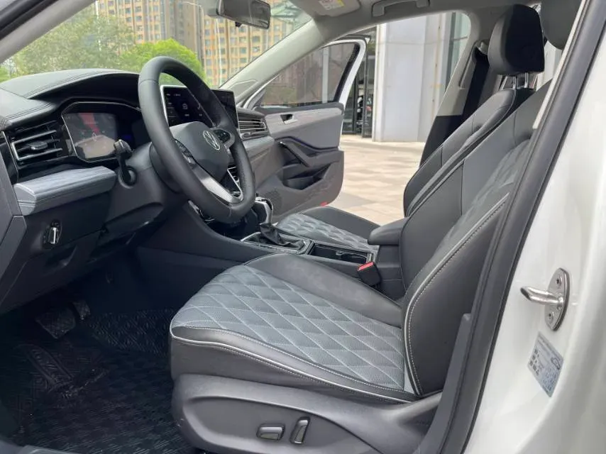 2023 Volkswagen Sagitar 1.5T 160HP L4 7DCT,autocango,china used car exporter,china ev exporter,chinese used car exporter,chinese used ev exporter