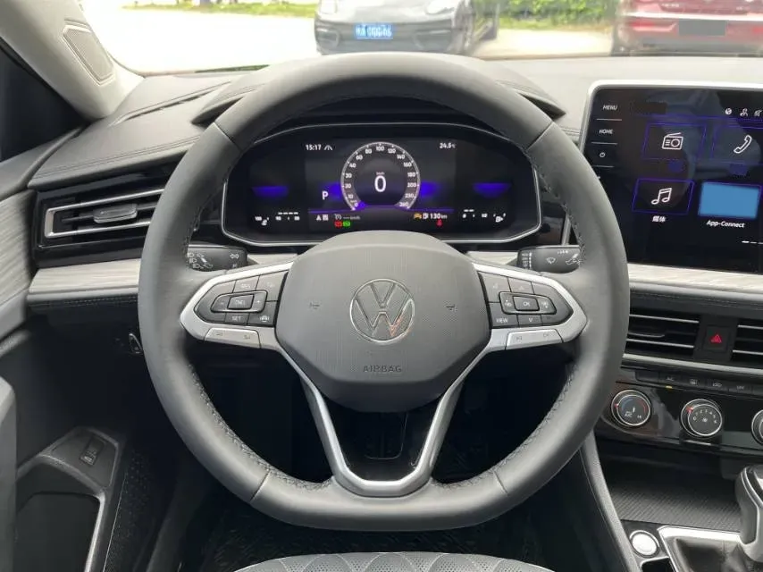 2023 Volkswagen Sagitar 1.5T 160HP L4 7DCT,autocango,china used car exporter,china ev exporter,chinese used car exporter,chinese used ev exporter