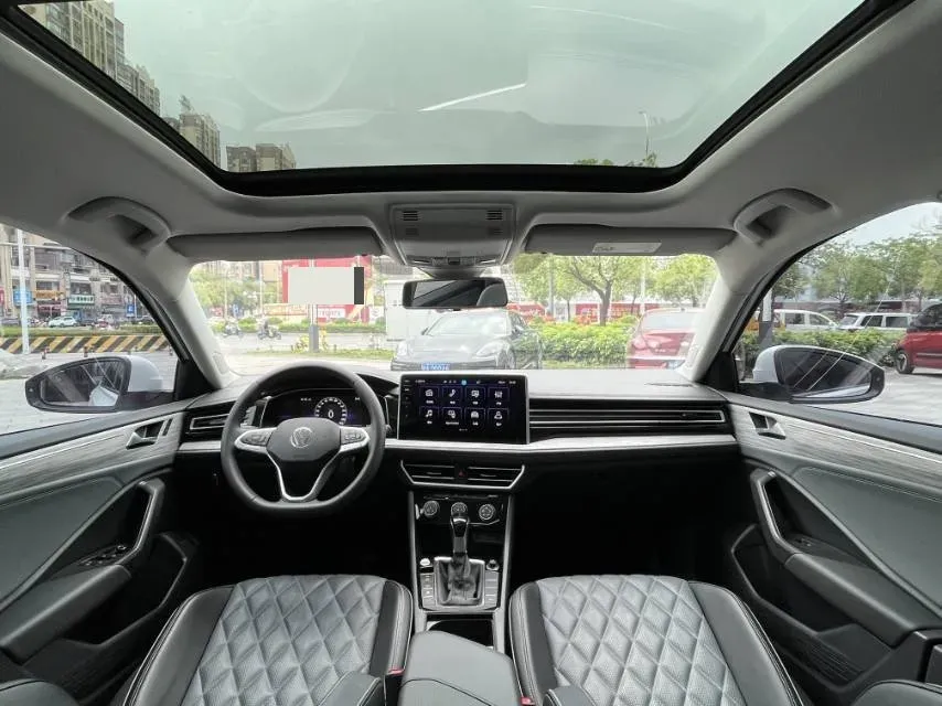 2023 Volkswagen Sagitar 1.5T 160HP L4 7DCT,autocango,china used car exporter,china ev exporter,chinese used car exporter,chinese used ev exporter