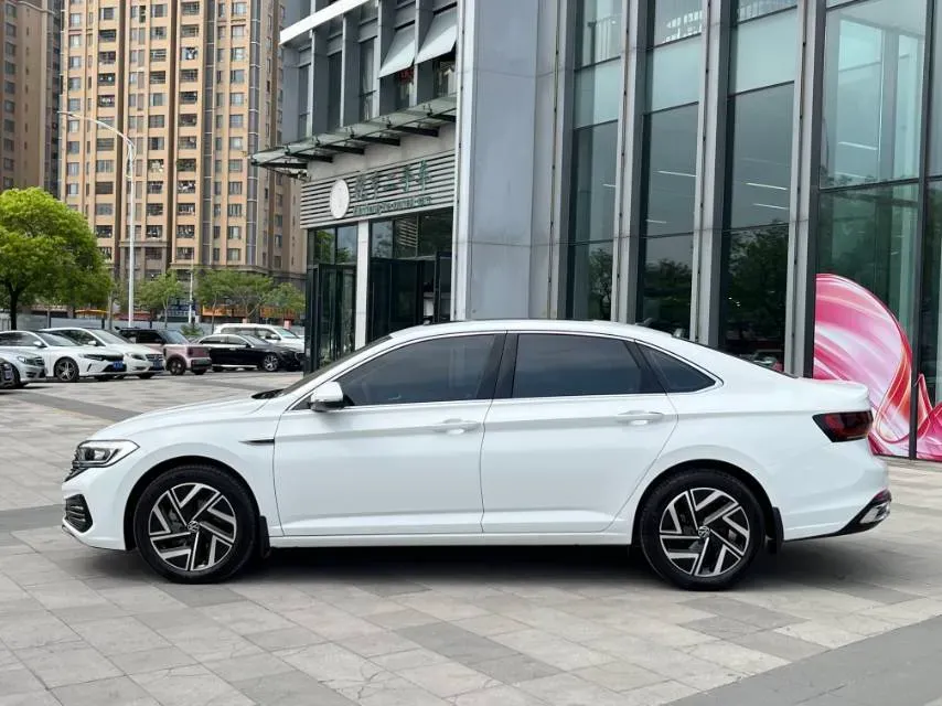 2023 Volkswagen Sagitar 1.5T 160HP L4 7DCT,autocango,china used car exporter,china ev exporter,chinese used car exporter,chinese used ev exporter