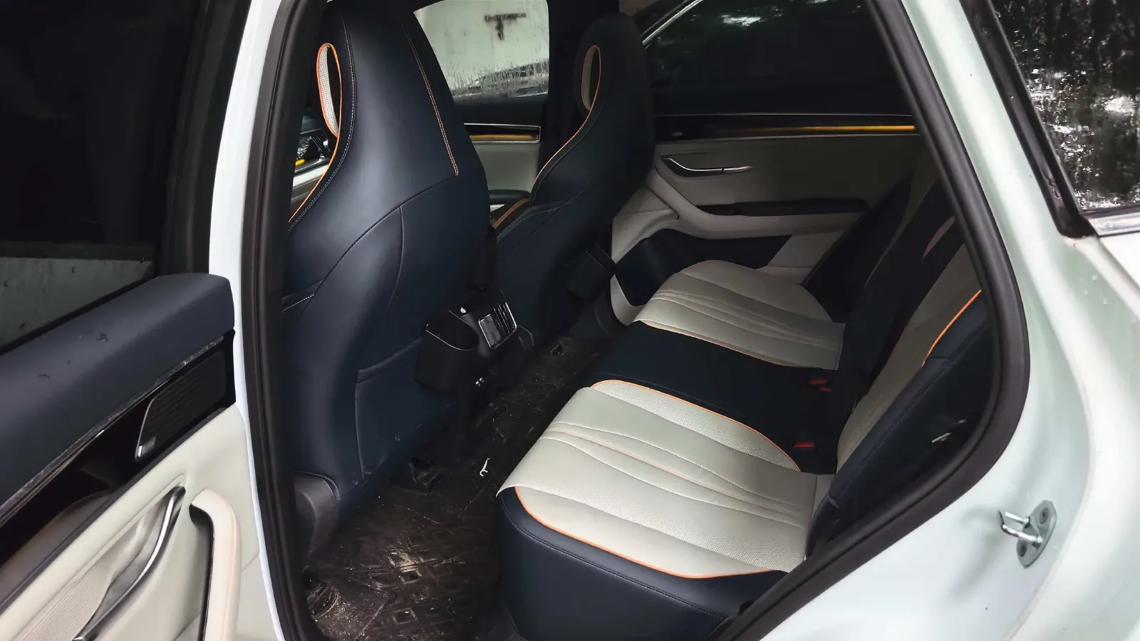 2022 Hyundai Tucson 2.0L 150HP L4 6AT Hybrid,autocango,china used car exporter,china ev exporter,chinese used car exporter,chinese used ev exporter