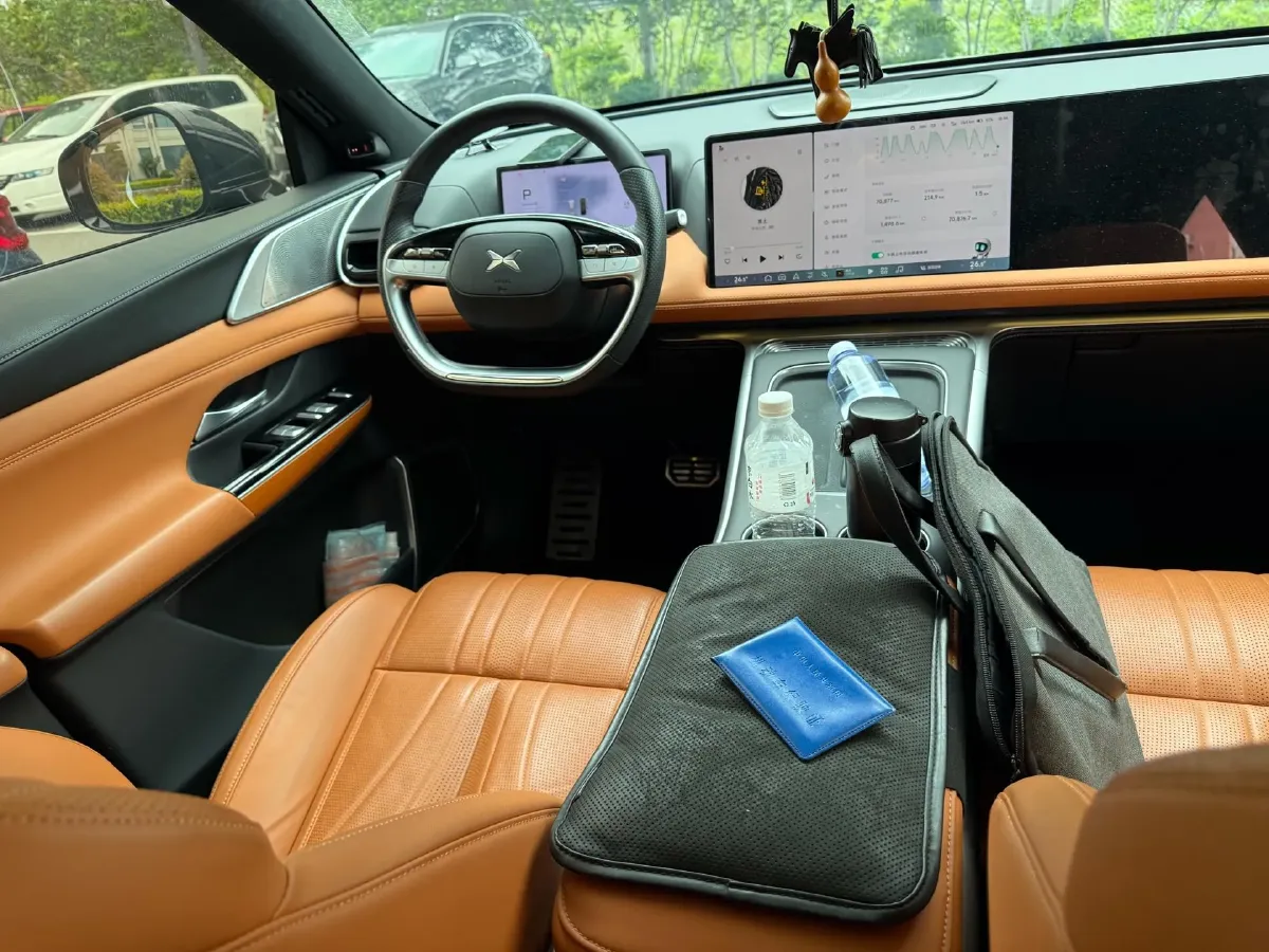 2024 Xpeng G9 BEV 98KWH,autocango,china used car exporter,china ev exporter,chinese used car exporter,chinese used ev exporter