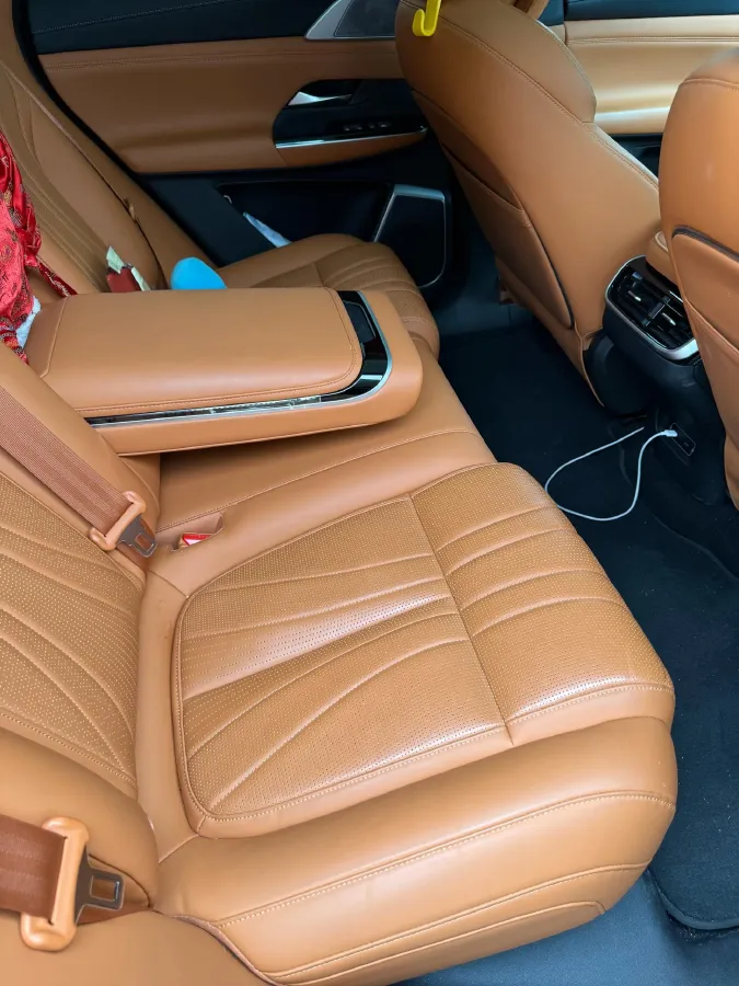 2024 Xpeng G9 BEV 98KWH,autocango,china used car exporter,china ev exporter,chinese used car exporter,chinese used ev exporter