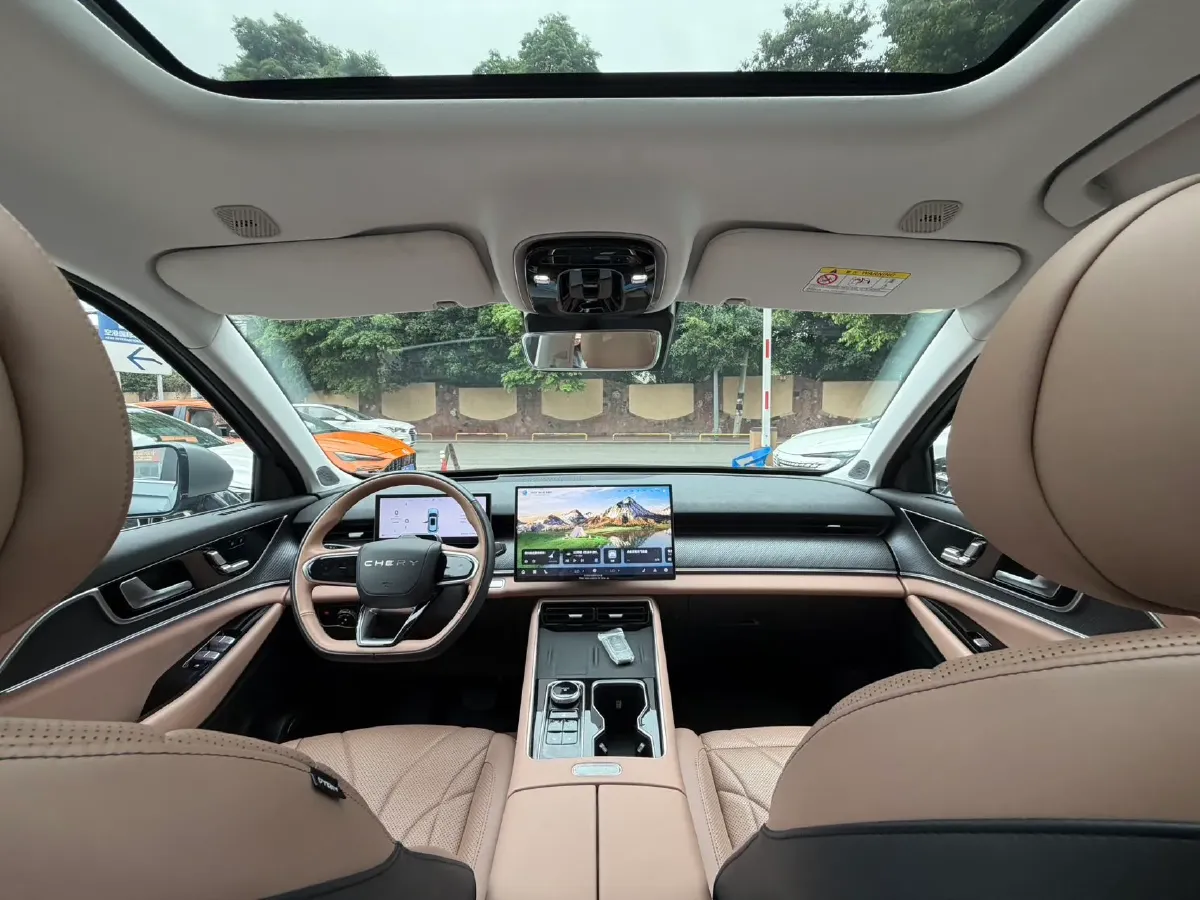 2024 Chery Tiggo8L 2.0T 254HP L4 8AT,autocango,china used car exporter,china ev exporter,chinese used car exporter,chinese used ev exporter