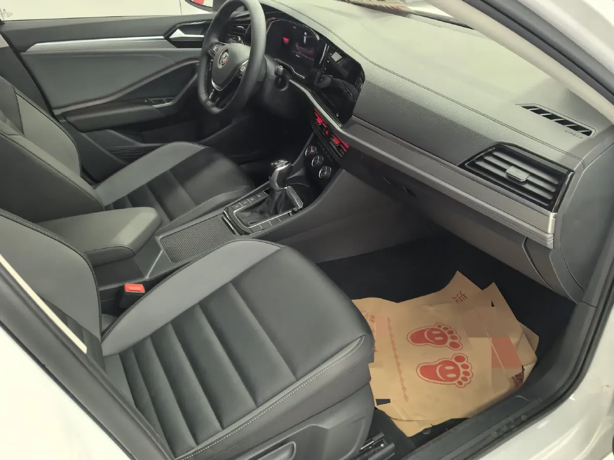 2021 Volkswagen Sagitar 1.2T 116HP L4 7DCT,autocango,china used car exporter,china ev exporter,chinese used car exporter,chinese used ev exporter