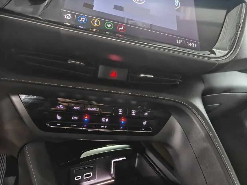 2023 Buick EnvisionPlus 2.0T 237HP L4 9AT,autocango,china used car exporter,china ev exporter,chinese used car exporter,chinese used ev exporter