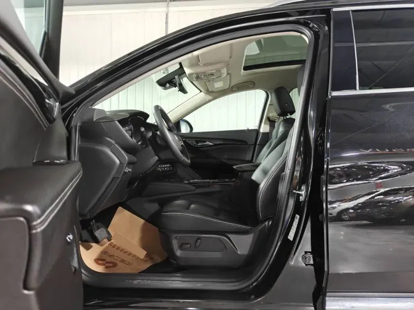 2023 Buick EnvisionPlus 2.0T 237HP L4 9AT,autocango,china used car exporter,china ev exporter,chinese used car exporter,chinese used ev exporter