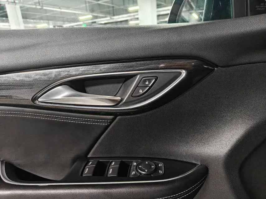 2023 Buick EnvisionPlus 2.0T 237HP L4 9AT,autocango,china used car exporter,china ev exporter,chinese used car exporter,chinese used ev exporter