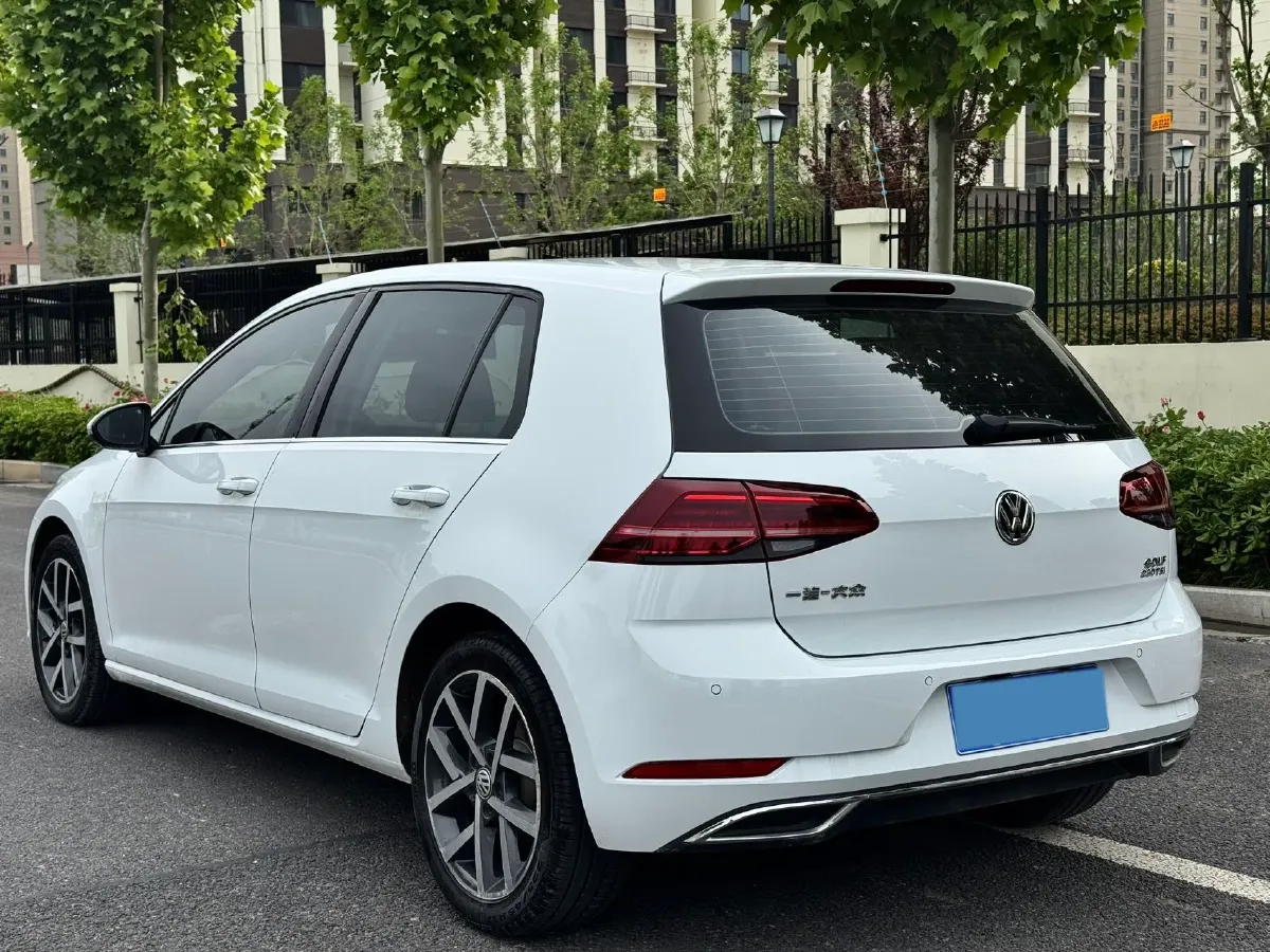 2018 Volkswagen Golf 1.4T 131HP L4 7DCT,autocango,china used car exporter,china ev exporter,chinese used car exporter,chinese used ev exporter