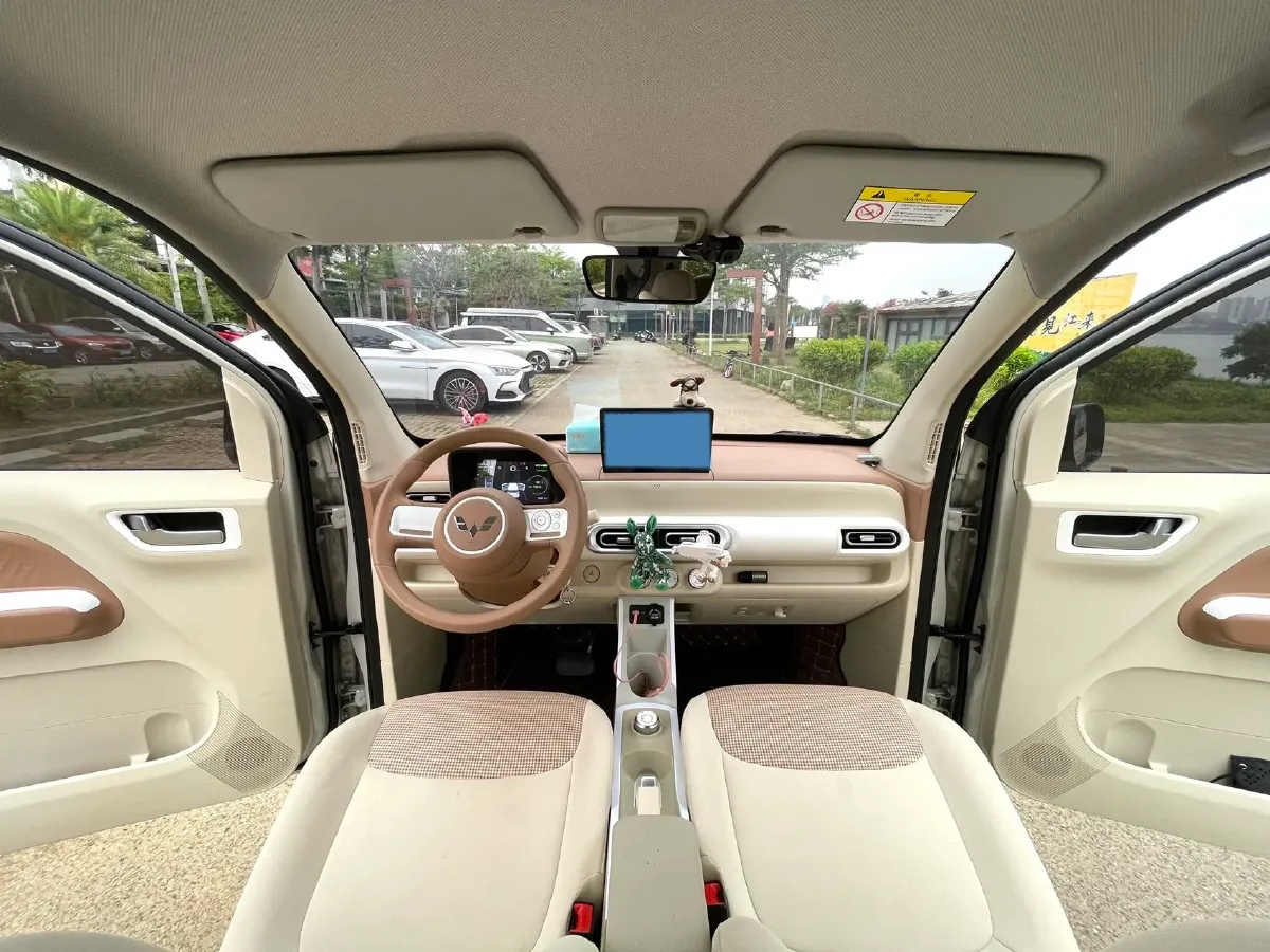 2024 WuLing HongGuang MINI EV BEV 17.3KWH,autocango,china used car exporter,china ev exporter,chinese used car exporter,chinese used ev exporter