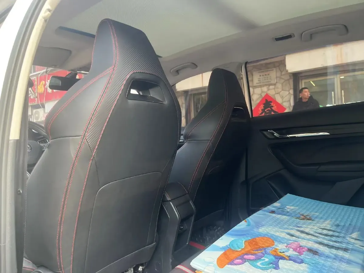 2020 Skoda Kamiq 1.2T 116HP L4 7DCT,autocango,china used car exporter,china ev exporter,chinese used car exporter,chinese used ev exporter