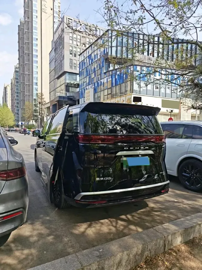 2025 Denza D9 1.5T 156HP L4 E-CVT PHEV 40KWH,autocango,china used car exporter,china ev exporter,chinese used car exporter,chinese used ev exporter