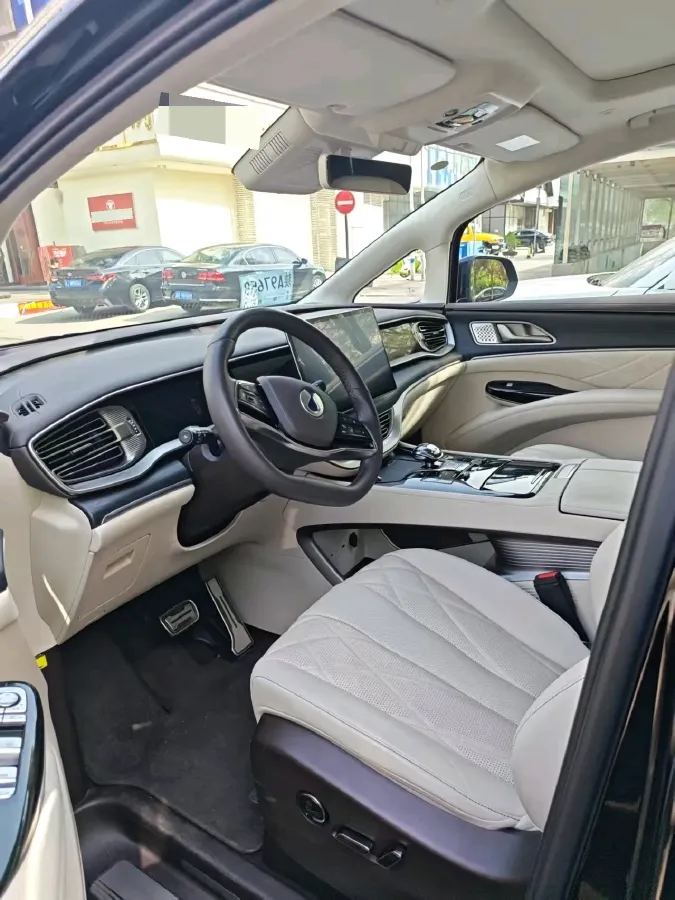 2025 Denza D9 1.5T 156HP L4 E-CVT PHEV 40KWH,autocango,china used car exporter,china ev exporter,chinese used car exporter,chinese used ev exporter