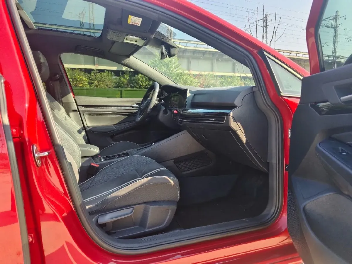 2021 Volkswagen Golf 1.4T 150HP L4 7DCT,autocango,china used car exporter,china ev exporter,chinese used car exporter,chinese used ev exporter