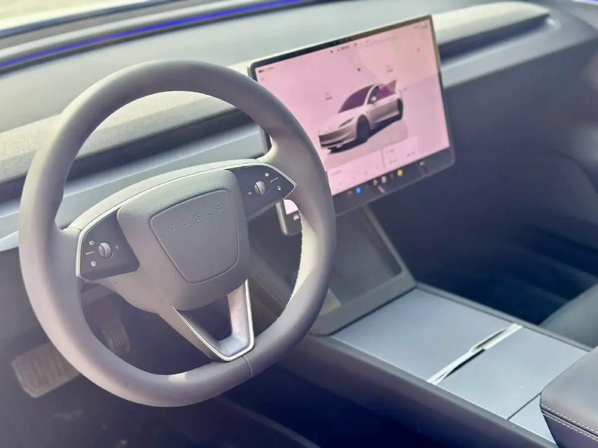 2025 Tesla Model 3 BEV,autocango,china used car exporter,china ev exporter,chinese used car exporter,chinese used ev exporter