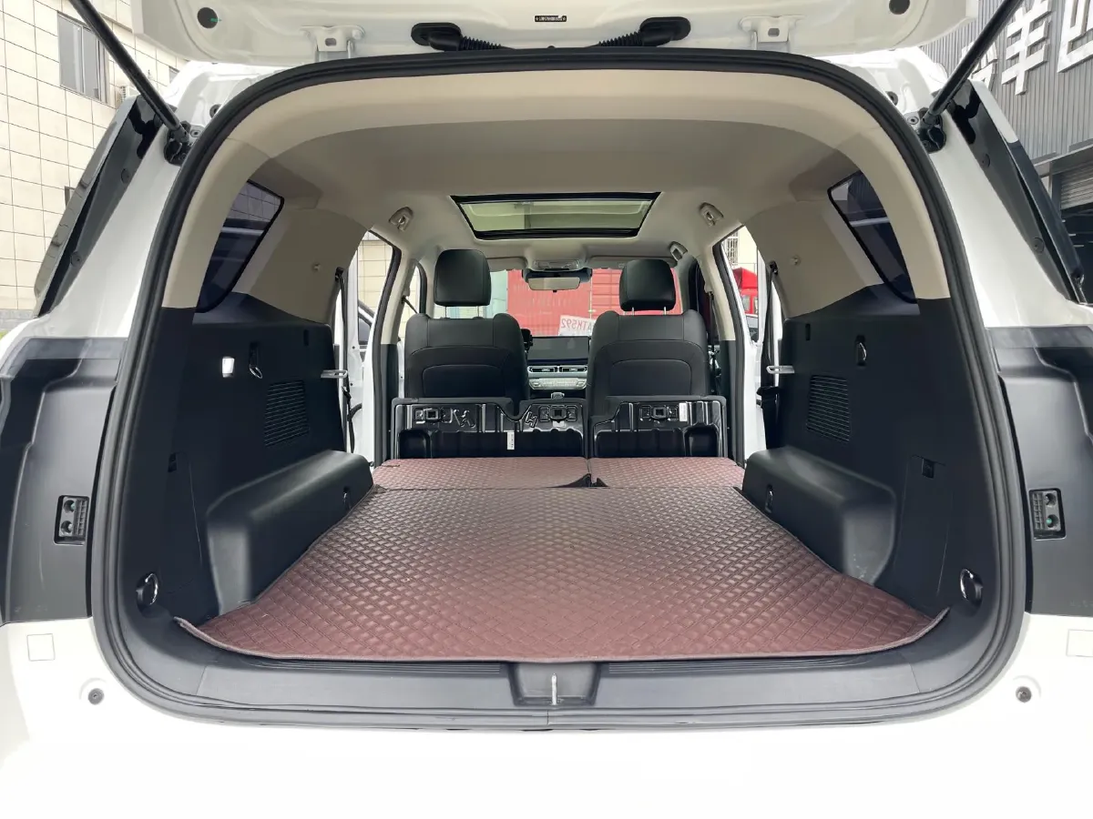 2023 Haval H5 2.0T 224HP L4 8AT,autocango,china used car exporter,china ev exporter,chinese used car exporter,chinese used ev exporter