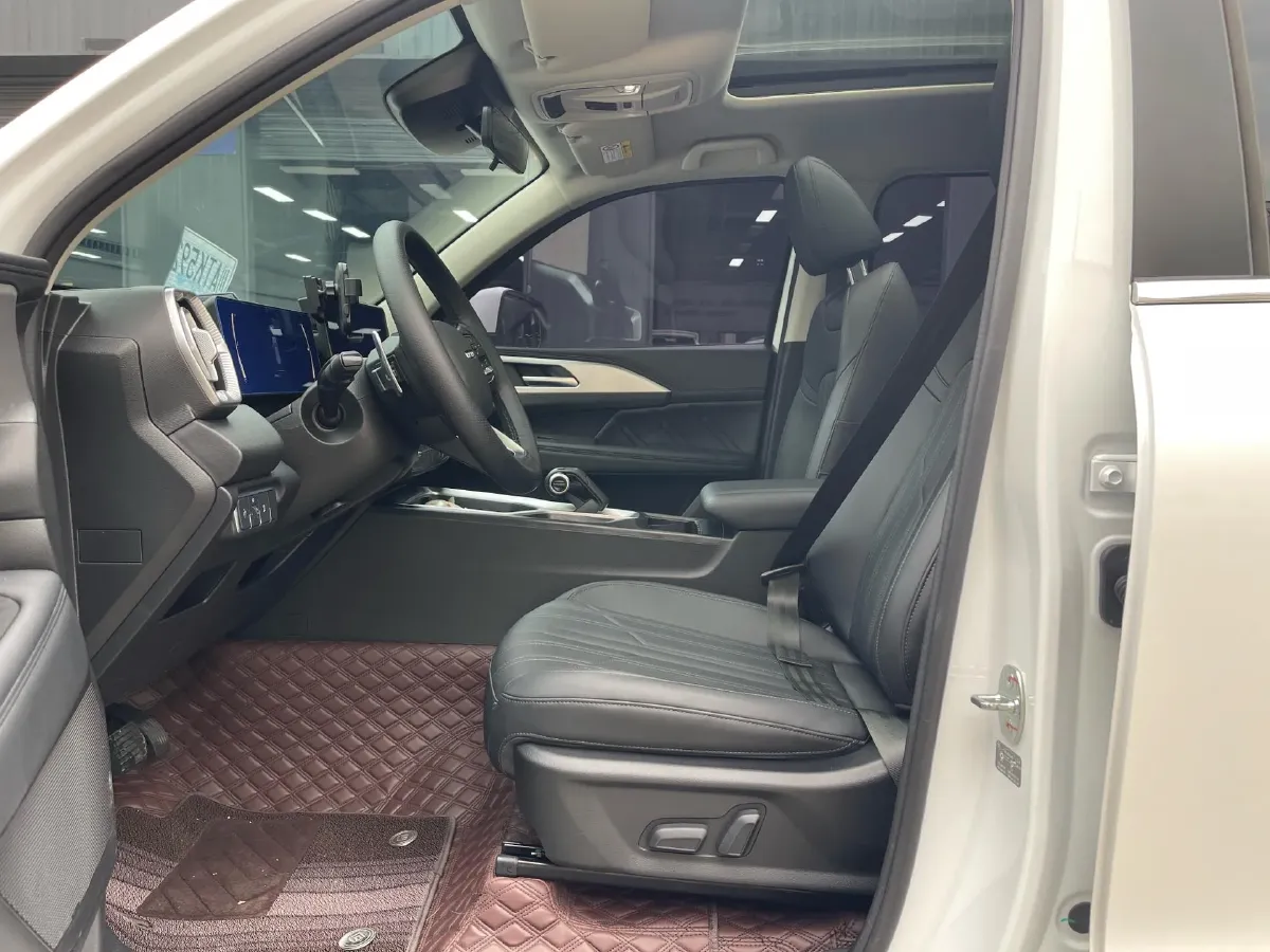 2023 Haval H5 2.0T 224HP L4 8AT,autocango,china used car exporter,china ev exporter,chinese used car exporter,chinese used ev exporter