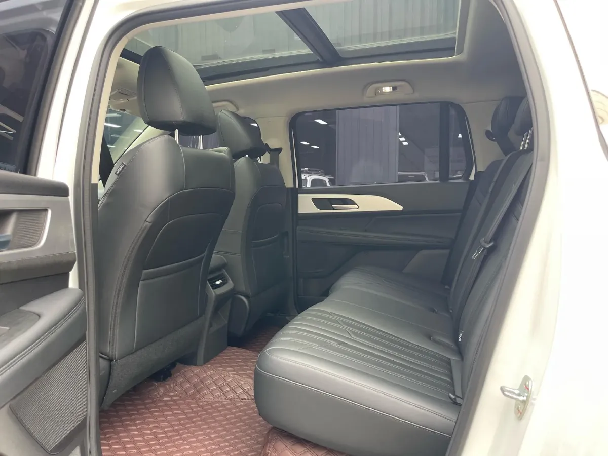 2023 Haval H5 2.0T 224HP L4 8AT,autocango,china used car exporter,china ev exporter,chinese used car exporter,chinese used ev exporter