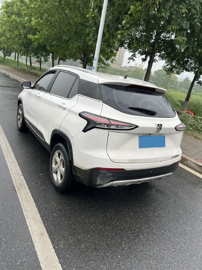2019 BaoJun 510 1.5L 112HP L4 6MT,autocango,china used car exporter,china ev exporter,chinese used car exporter,chinese used ev exporter
